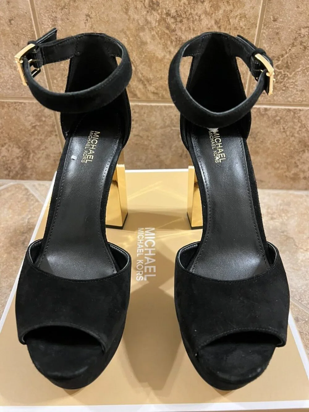 Michael Kors Petra Platform suede black